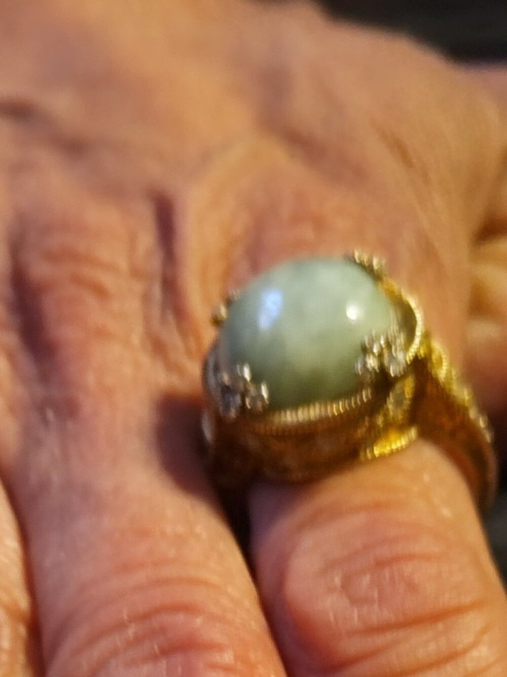 Judith Ripka Jadeite and CZ Dome Gold Tone Ring Size 10 - Picture 14 of 16